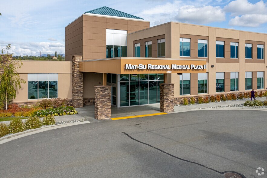 More Photos Of 2480 S Woodworth Loop, Palmer Medical For Lease