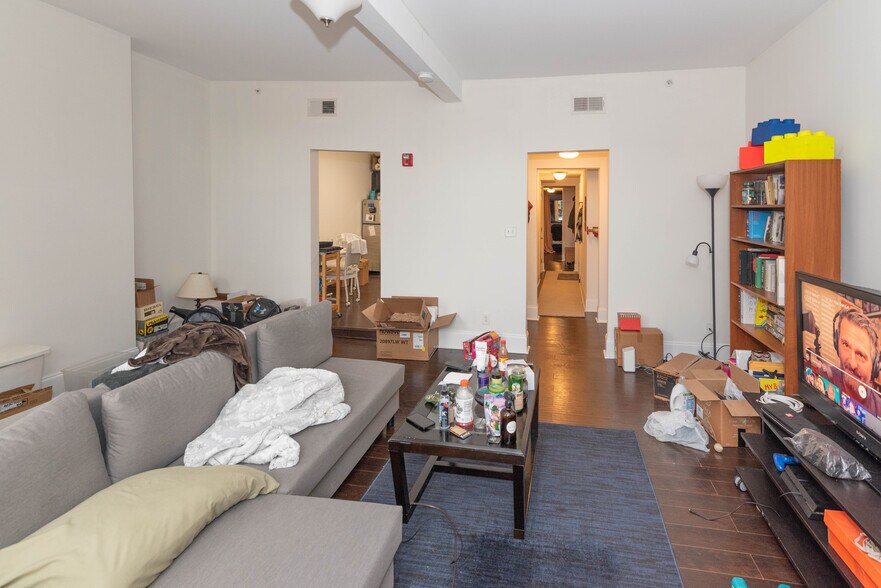 More Photos Of , Baltimore Multifamily For Sale