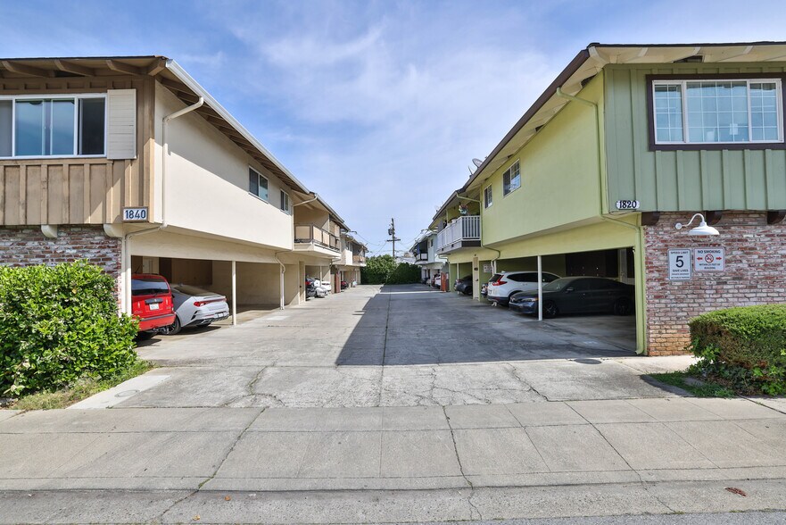 More Photos Of 1830 Ednamary Way, Mountain View Apartments For Sale