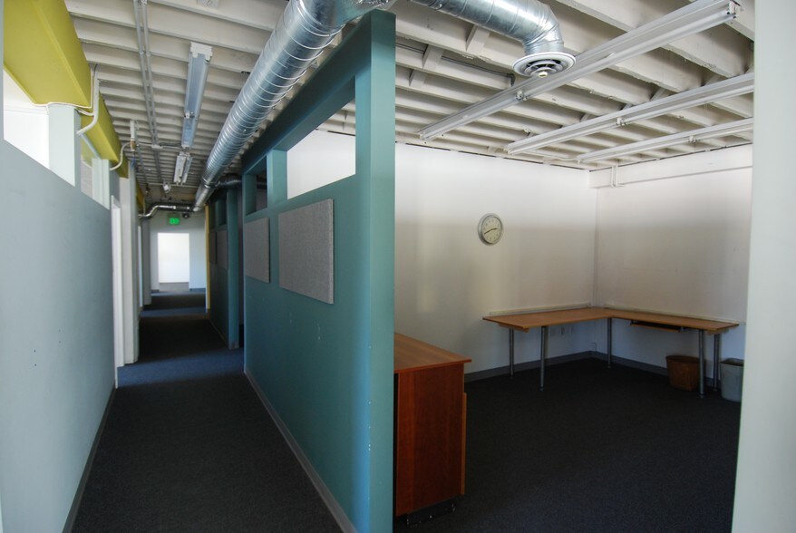 More Photos Of 865-867 Isabella St, Oakland Warehouse For Lease
