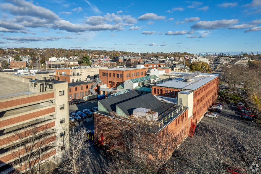 More Photos Of 9 Galen St, Watertown Office For Lease