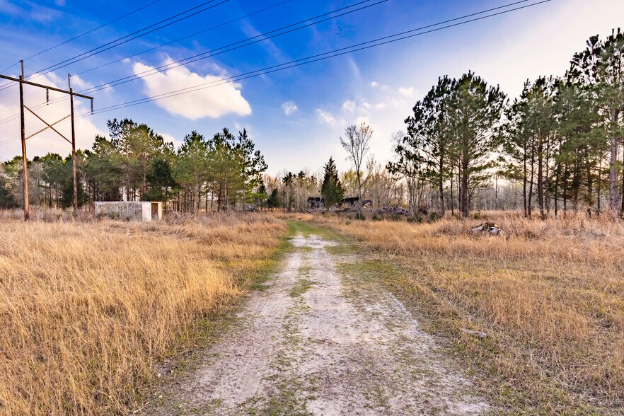 More Photos Of 0 Fm 1960, Dayton Land For Sale