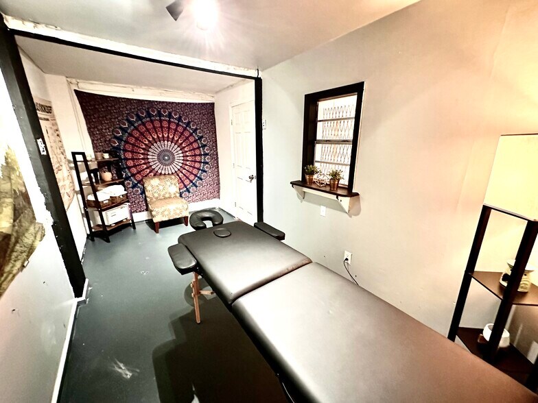 More Photos Of , Tallahassee Unknown For Sale