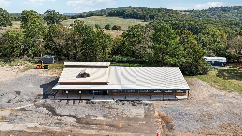 More Photos Of 29301 Hwy 82 Hwy, Park Hill Restaurant For Sale