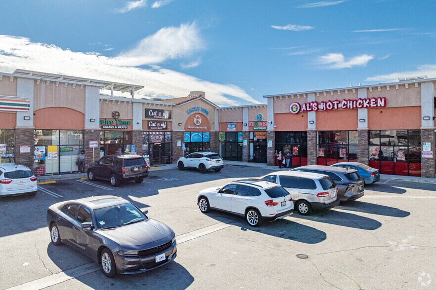 More Photos Of 13606 Roscoe Blvd, Panorama City Storefront Retail Office For Lease