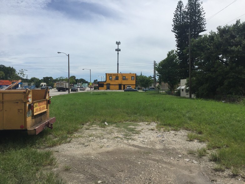 More Photos Of 5050 NW 22nd Ave, Miami Land For Sale