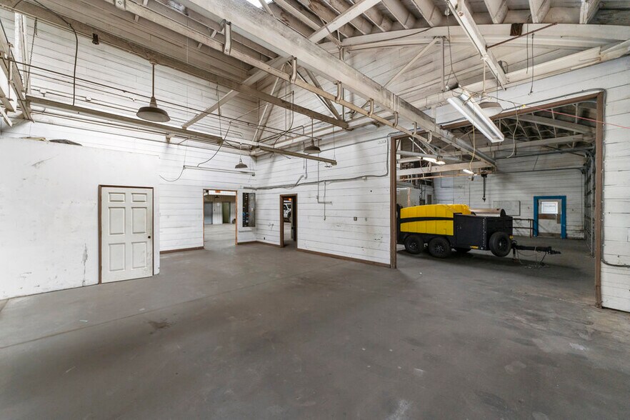 More Photos Of 1110 Colusa St, Vallejo Auto Repair For Sale