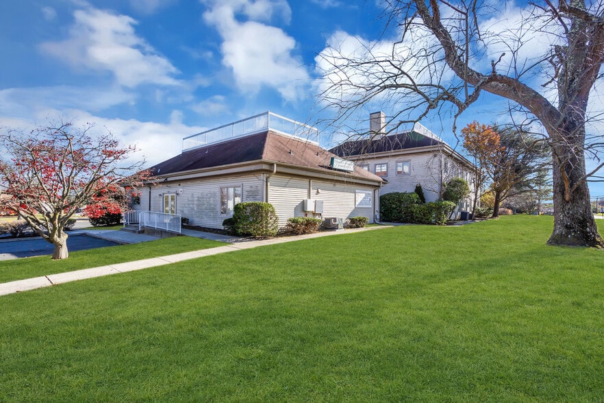 More Photos Of 1 Dag Hammarskjold Blvd, Howell Office For Sale