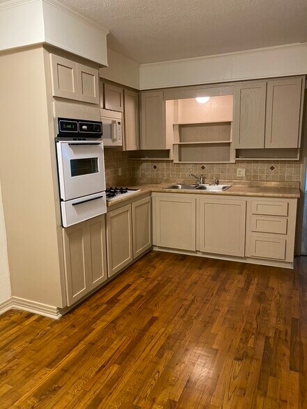 More Photos Of , Cedar Hill Specialty For Sale