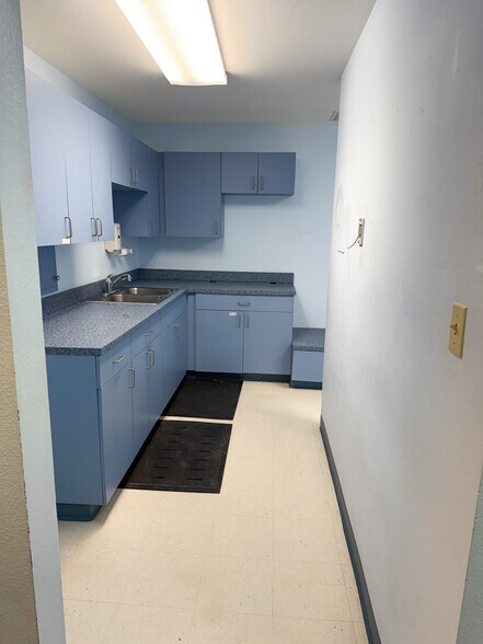 More Photos Of 6010 Park Blvd, Pinellas Park Medical For Lease