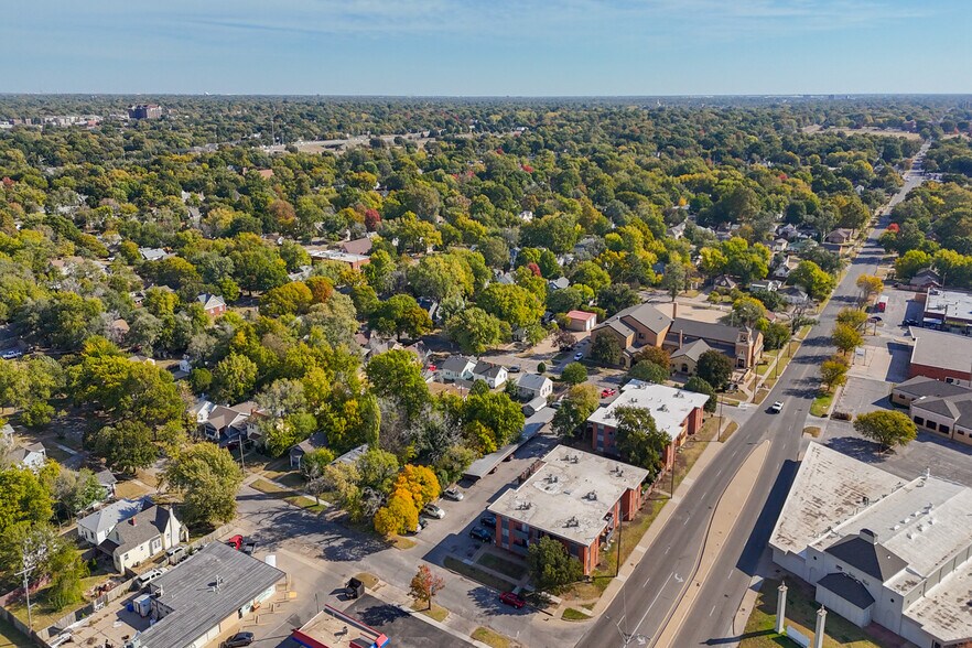 More Photos Of 2520 E Lincoln St, Wichita Apartments For Sale