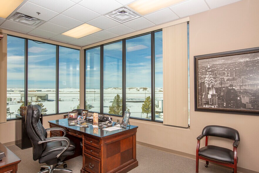 More Photos Of 6752 Inter Cal Way, Prescott Medical For Lease