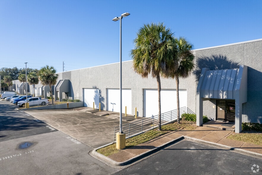 Primary Photo Of 9410 Parker Ave, Jacksonville Warehouse For Sale