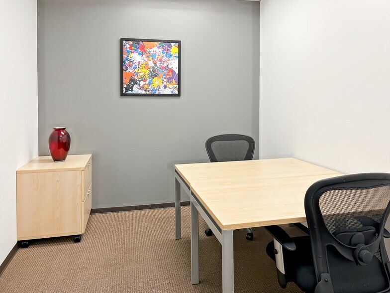 More Photos Of 2600 S Shore Blvd, League City Coworking Space