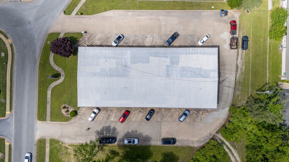 More Photos Of 201 S 20th St, Rogers Loft Creative Space For Lease