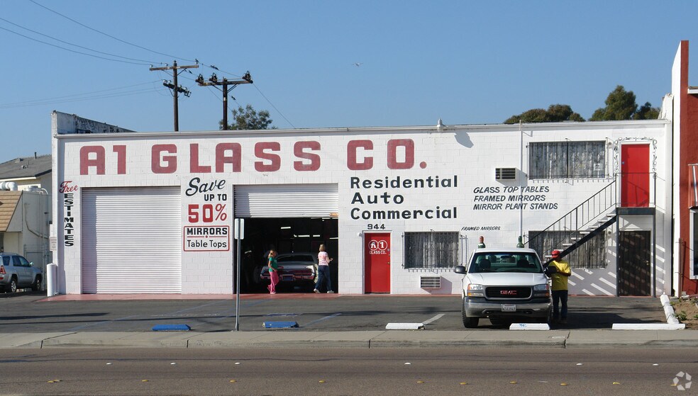 More Photos Of 944 Broadway, El Cajon Freestanding For Sale
