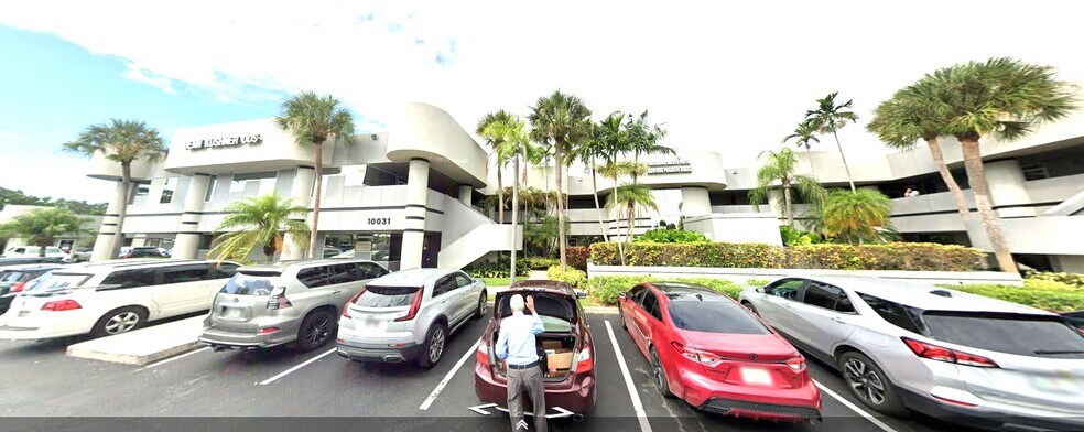 More Photos Of 10011-10031 Pines Blvd, Pembroke Pines Medical For Lease