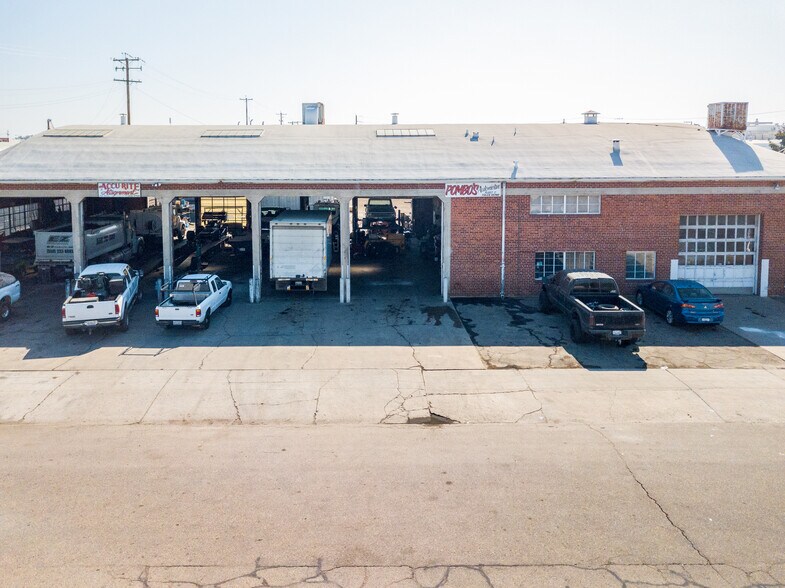 More Photos Of 2304 Monterey St, Fresno Warehouse For Sale