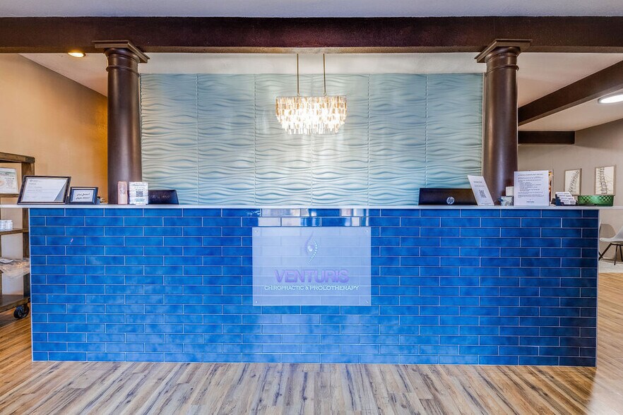 More Photos Of 7917 N May Ave, Oklahoma City Freestanding For Sale