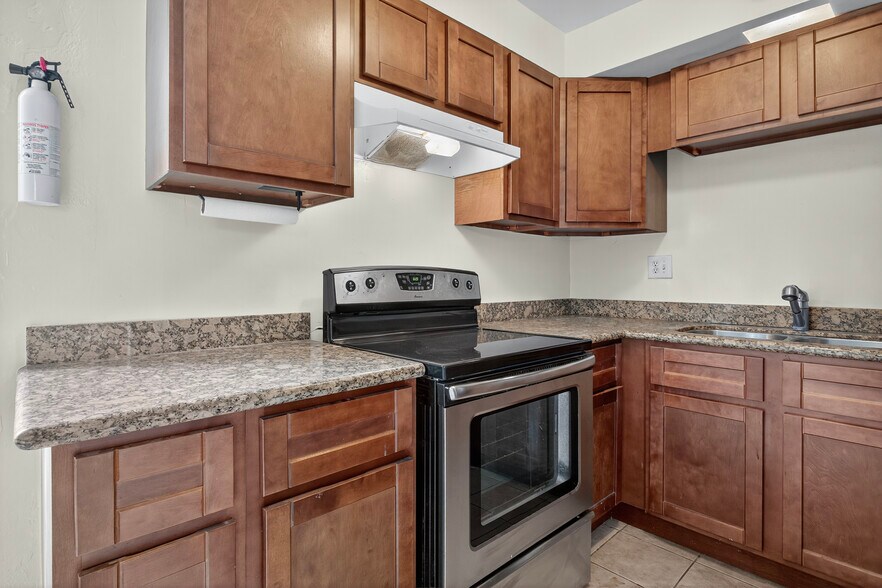 More Photos Of 273 Macarthur Blvd, Oakland Apartments For Sale