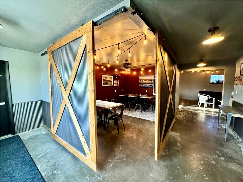 More Photos Of 315 E Railroad St, Cut Bank Sports And Entertainment For Sale