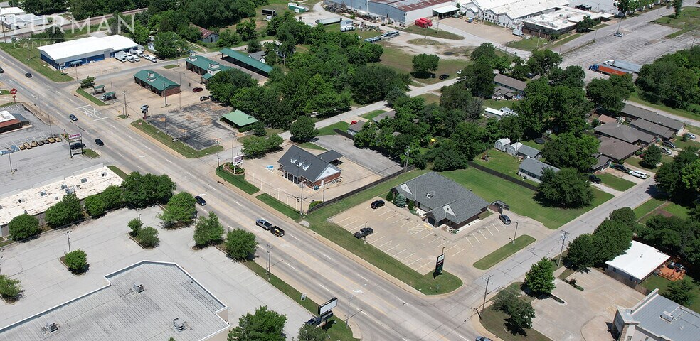 More Photos Of 949 E Taft Ave, Sapulpa Medical For Sale