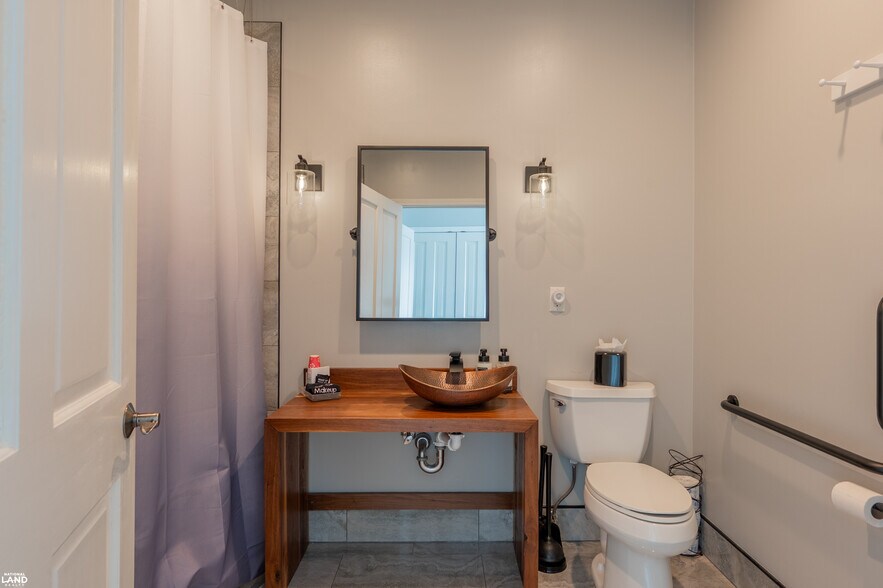 More Photos Of 125 River Ridge Dr, Pearisburg Hospitality For Sale