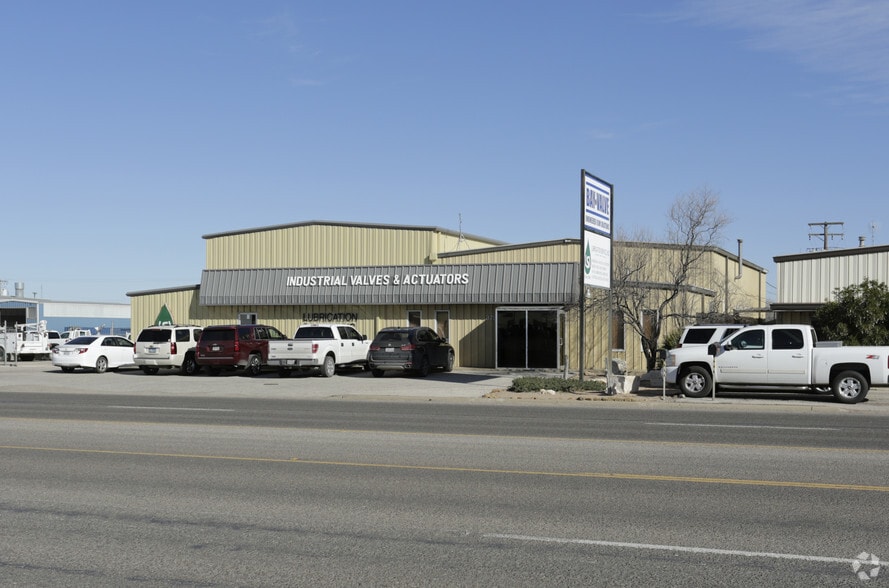 More Photos Of 3762 Kermit Hwy, Odessa Warehouse For Sale