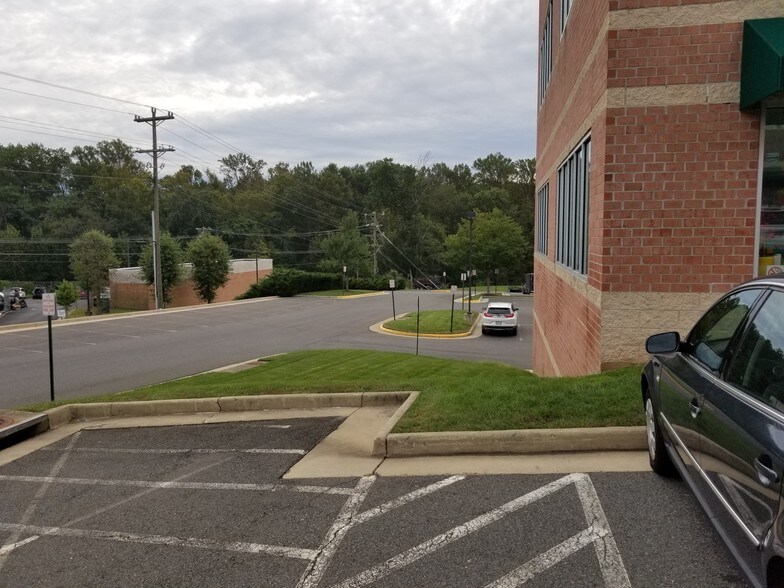 More Photos Of 14641 Lee Hwy, Centreville Office For Sale