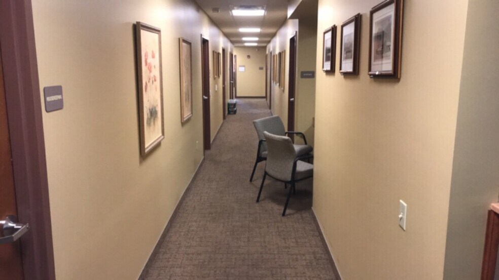 More Photos Of 250 Fame Ave, Hanover Medical For Sale