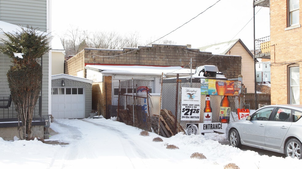 More Photos Of 1404 4th Ave, Coraopolis Warehouse For Sale
