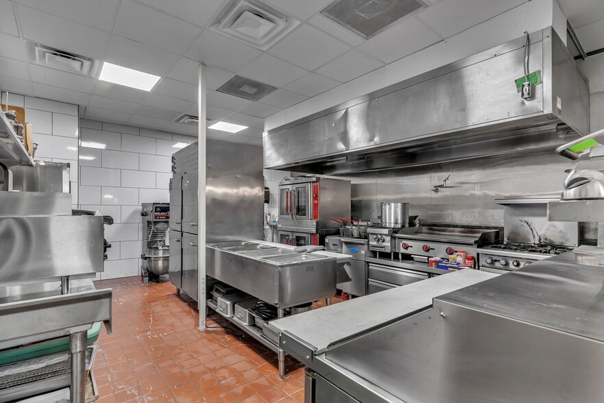 More Photos Of 7628 Corina Dr, Fort Worth Skating Rink For Sale