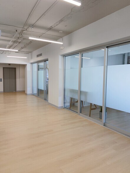 More Photos Of 106 W 4th St, Santa Ana Office For Lease