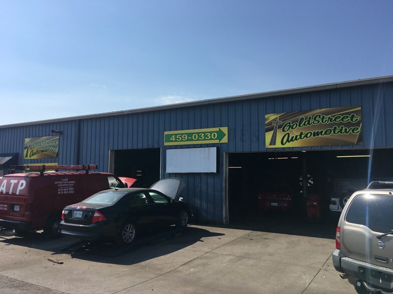 More Photos Of 1268 S Lowry St, Smyrna Auto Repair For Sale