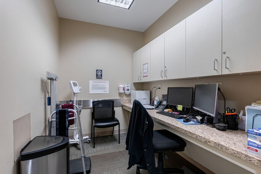 More Photos Of 1500 Langford Dr, Watkinsville Medical For Sale