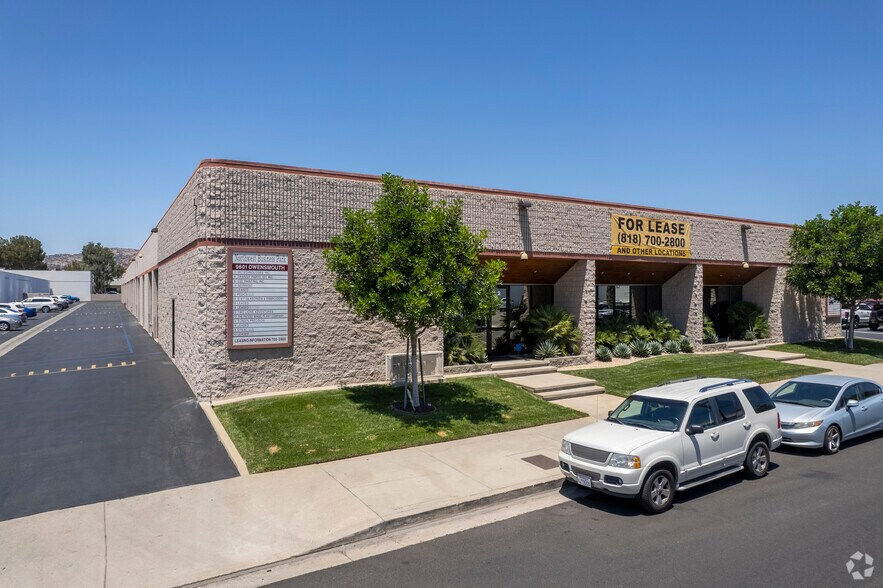 Primary Photo Of 9601 Owensmouth Ave, Chatsworth Warehouse For Lease