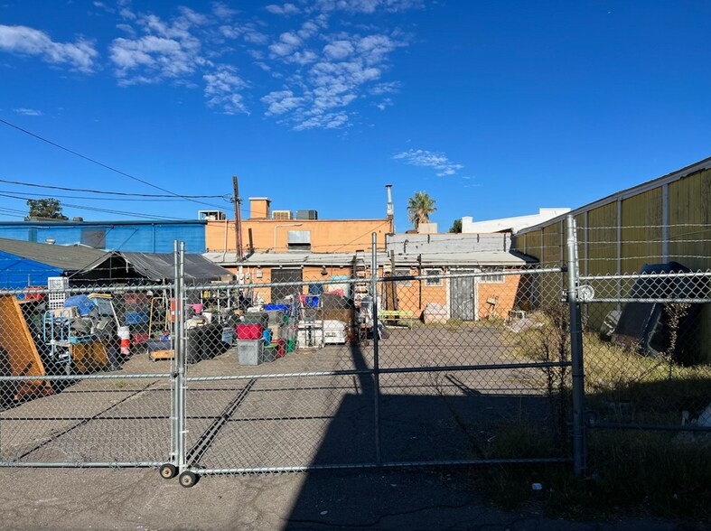 More Photos Of 738 Main St, Ramona Storefront For Lease