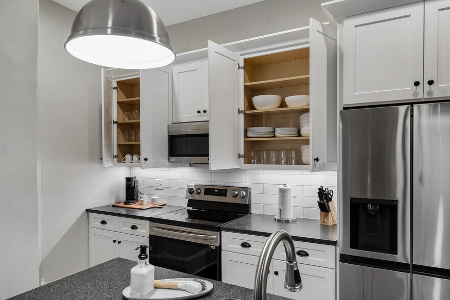 More Photos Of 1829 Brownsboro Rd, Louisville Apartments For Sale