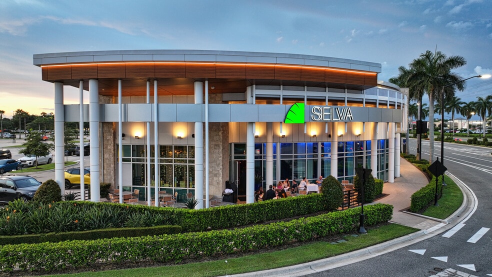 More Photos Of 101 N Cattlemen Rd, Sarasota Unknown For Lease