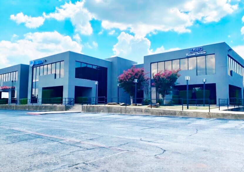Primary Photo Of 610 S Industrial Blvd, Euless Office For Lease