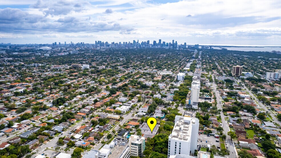 More Photos Of 3113-3121 Coral Way, Coral Gables Storefront Retail Office For Lease