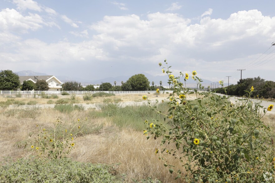 More Photos Of 10885 New Jersey St, Redlands Land For Sale