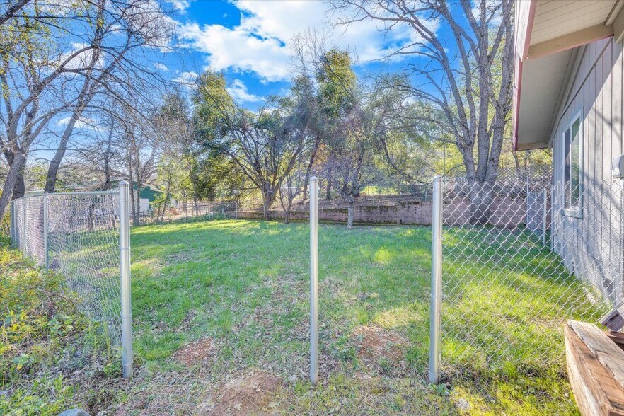 More Photos Of 304 CA-4, Murphys Office Residential For Sale