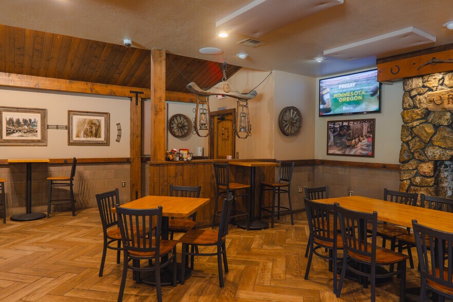 More Photos Of 5159 CA-140, Mariposa Restaurant For Sale