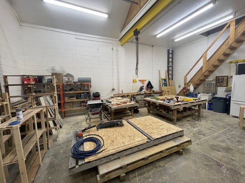 More Photos Of 375 Forest Ave, North Lima Flex For Sale