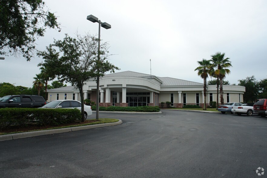 Primary Photo Of 5238 Mason Corbin Ct, Fort Myers Office For Sale