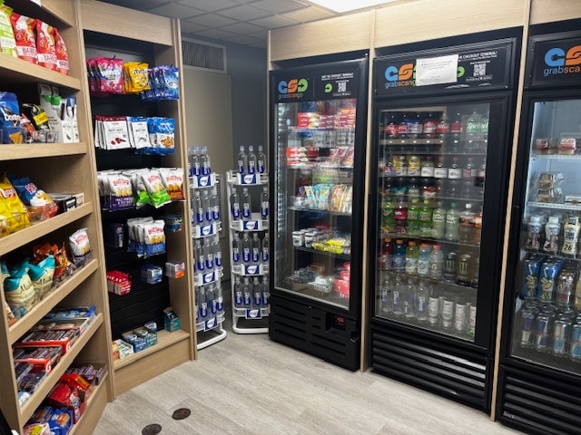 More Photos Of 8000 E Peakview Ave, Greenwood Village Hotel For Sale