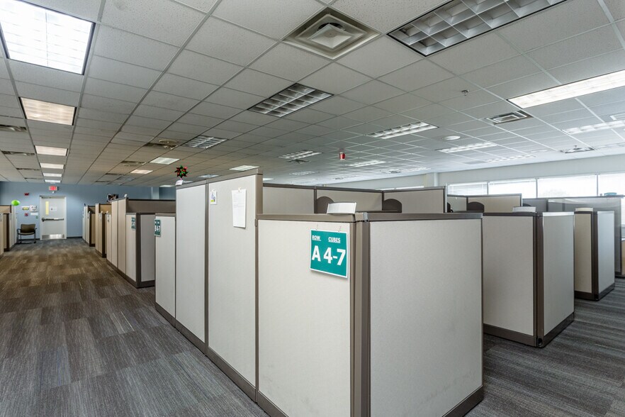 More Photos Of 1450 Technology Dr, Harrisonburg Office For Sale