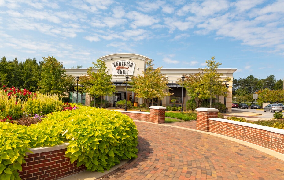 More Photos Of US Route 301/ MD Route 5 @ Chadds Ford Dr, Brandywine Unknown For Lease