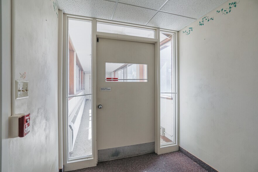 More Photos Of 2801 N 7th St, Wausau Medical For Sale